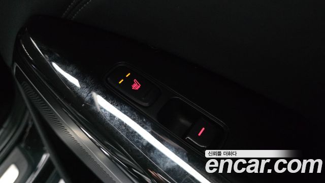 Kia K7 2017 — photo 17