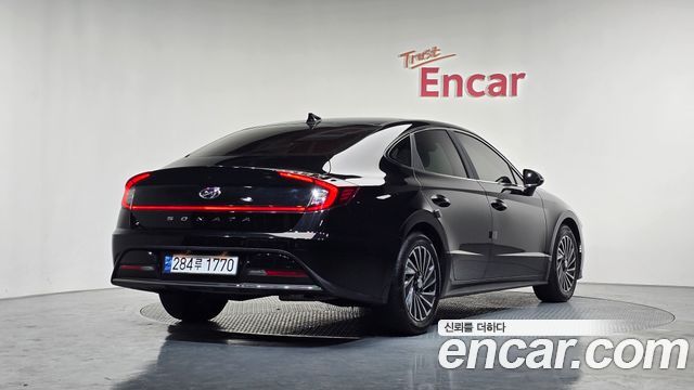 Hyundai Sonata 2021 — photo 2