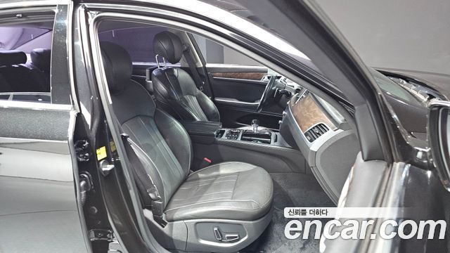 Genesis G80 2018 — photo 10
