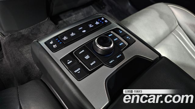 Genesis G80 2018 — photo 17