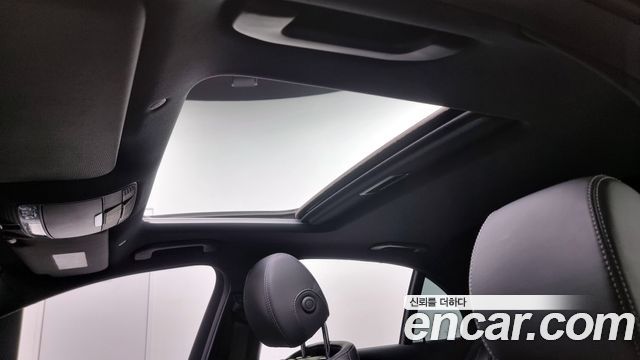 Mercedes-Benz E-Class 2021 — photo 19