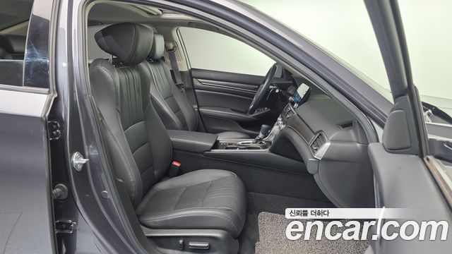 Honda Accord 2021 — photo 10