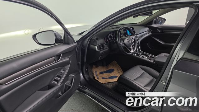 Honda Accord 2021 — photo 11