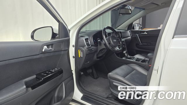 Kia Sportage 2017 — photo 10