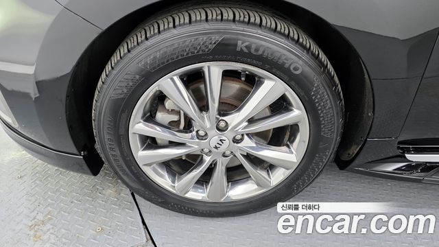 Kia Canival 2020 — photo 5