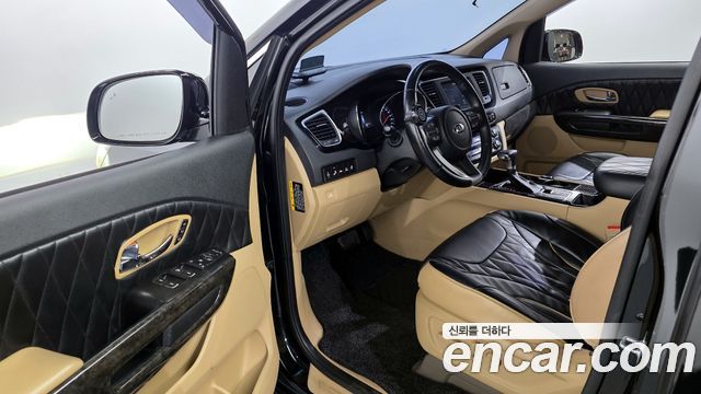 Kia Canival 2020 — photo 10