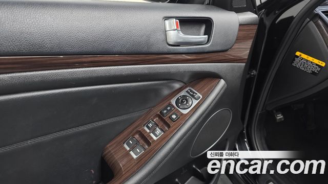 Kia K7 2015 — photo 17