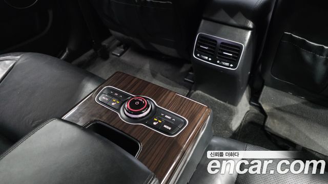 Kia K7 2015 — photo 19