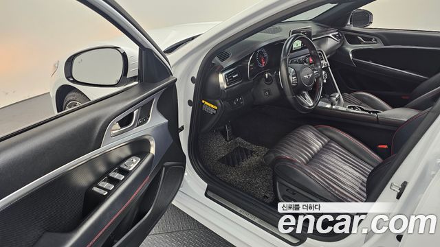 Genesis G70 2018 — photo 10
