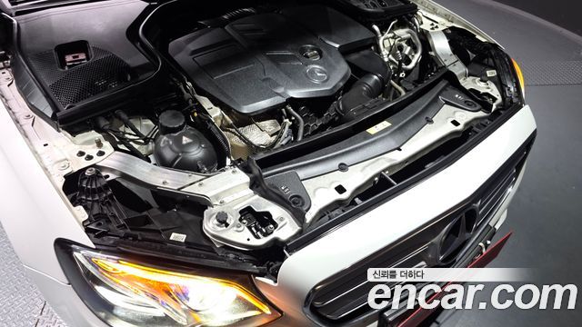 Mercedes-Benz E-Class 2017 — photo 6