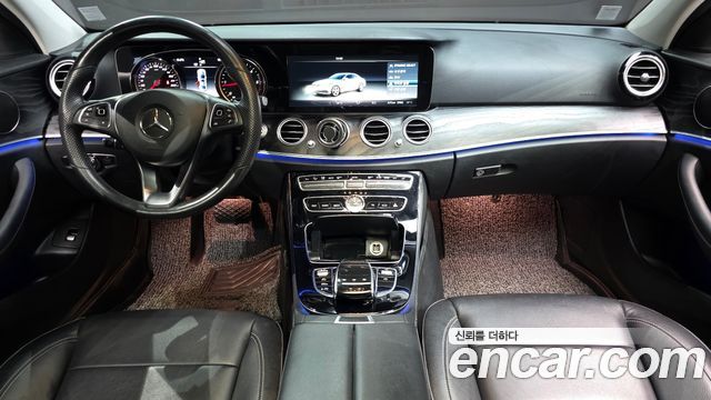 Mercedes-Benz E-Class 2017 — photo 7
