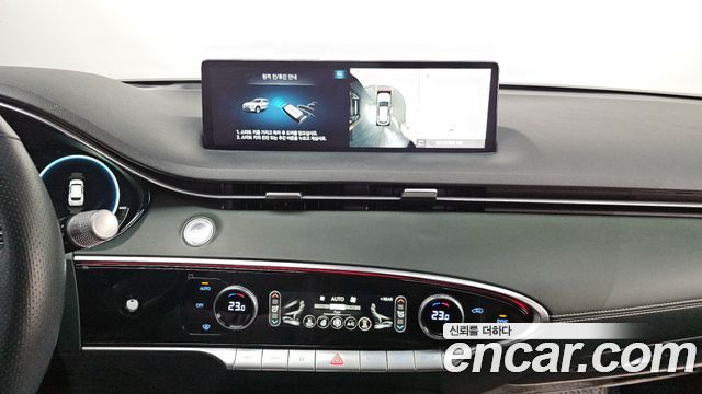 Genesis GV70 2022 — photo 14