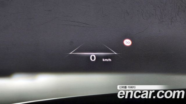 Genesis GV70 2022 — photo 17