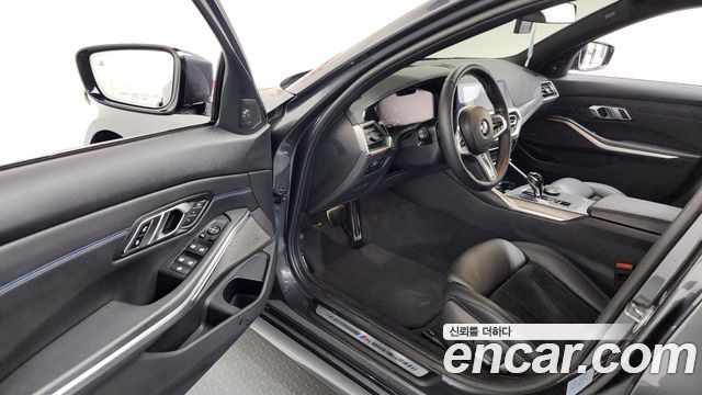BMW 3-Series 2020 — photo 10