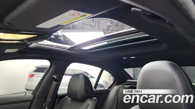 BMW 3-Series 2020 — photo 19