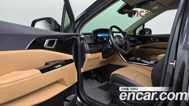 Kia Canival 2022 — photo 11