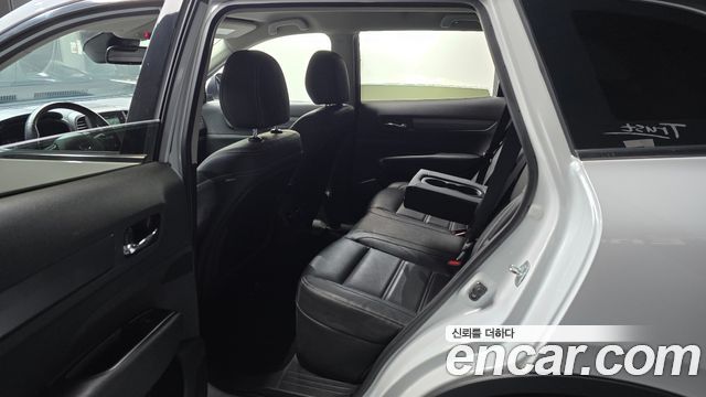 Renault Korea QM6 2023 — photo 11