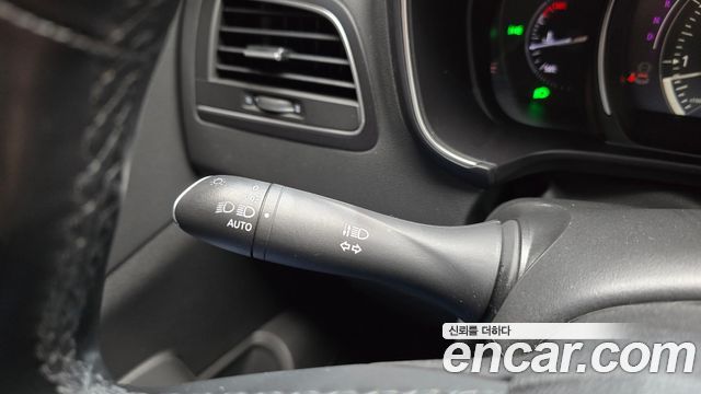 Renault Korea QM6 2023 — photo 17