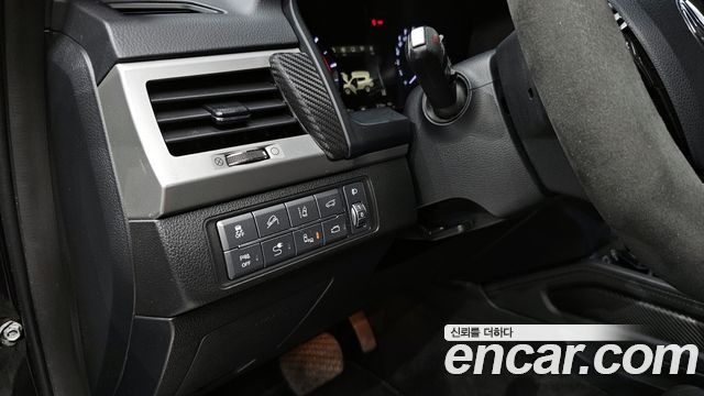 KG Mobility Rexton 2018 — photo 18
