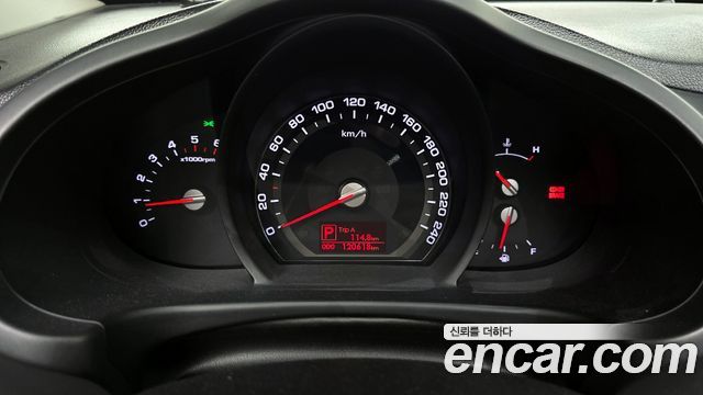 Kia Sportage 2012 — photo 8