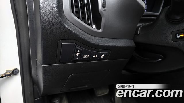 Kia Sportage 2012 — photo 16