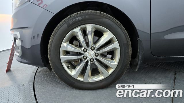 Kia Canival 2016 — photo 5
