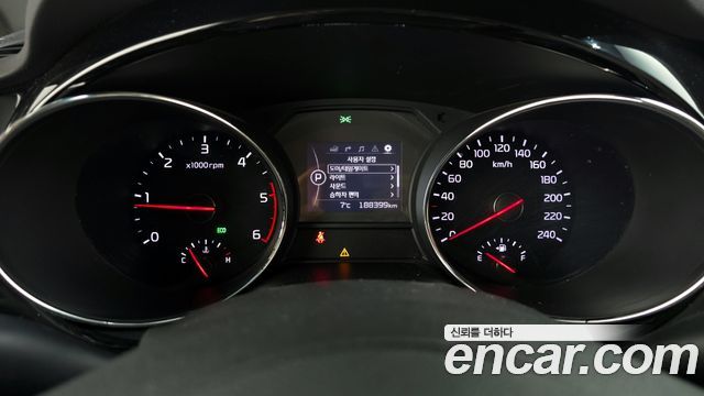 Kia Canival 2016 — photo 8