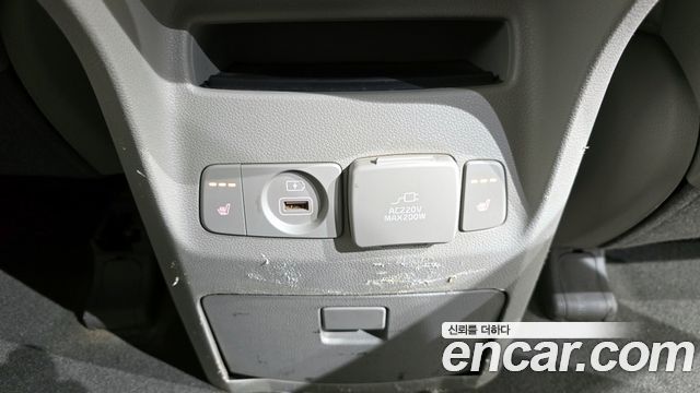 Kia Canival 2016 — photo 19