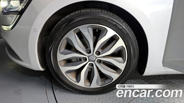 Renault Korea SM6 2016 — photo 5