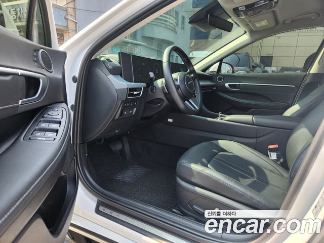 Hyundai Sonata 2025 — photo 17