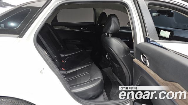 Kia K5 2021 — photo 13