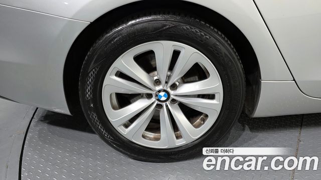 BMW Gran Turismo 2011 — photo 5