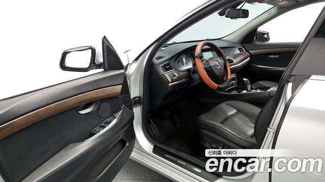 BMW Gran Turismo 2011 — photo 10