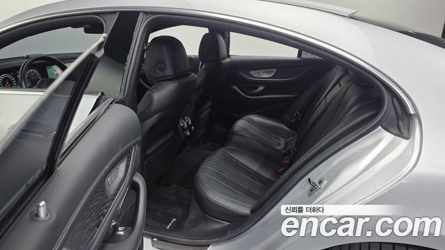 Mercedes-Benz CLS-Class 2020 — photo 11