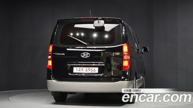 Hyundai Starex 2019 — photo 4