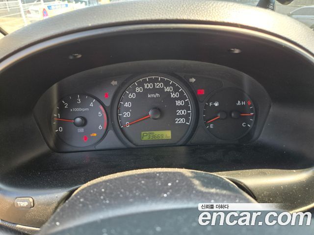 Hyundai Starex 2011 — photo 8