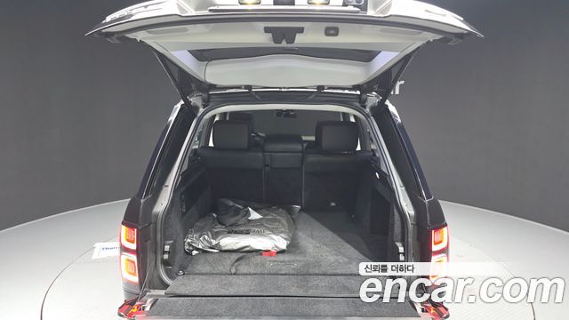 Land Rover Range Rover 2018 — photo 20