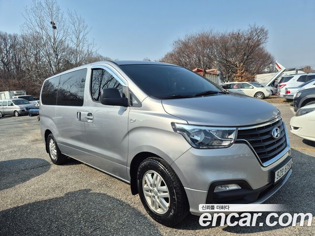 Hyundai Starex 2019 — photo 2