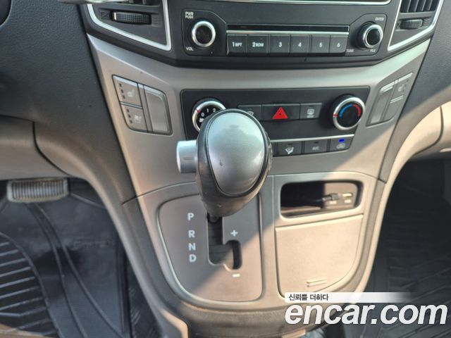 Hyundai Starex 2019 — photo 6