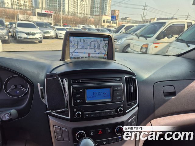 Hyundai Starex 2019 — photo 8