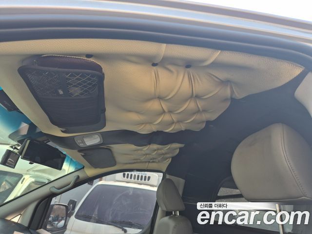 Hyundai Starex 2019 — photo 14