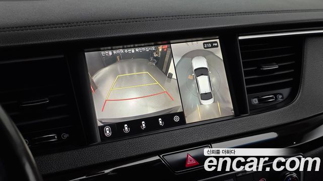 Kia K7 2018 — photo 14