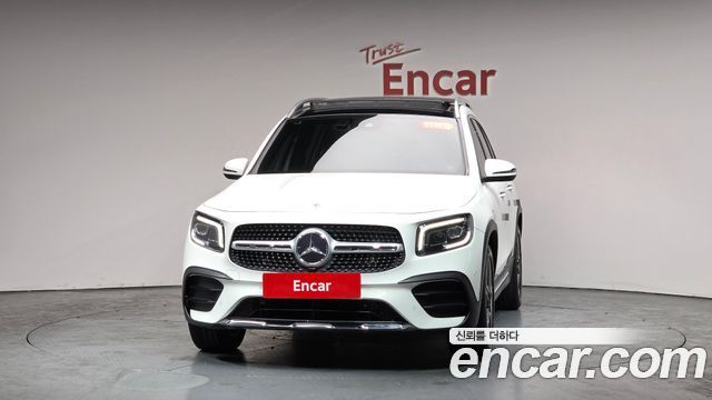 Mercedes-Benz GLB-Class 2021 — photo 3