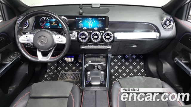Mercedes-Benz GLB-Class 2021 — photo 7