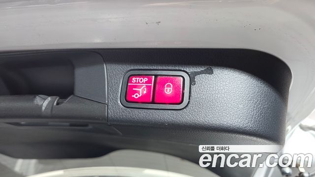 Mercedes-Benz GLB-Class 2021 — photo 19