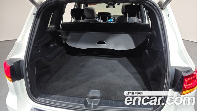 Mercedes-Benz GLB-Class 2021 — photo 20