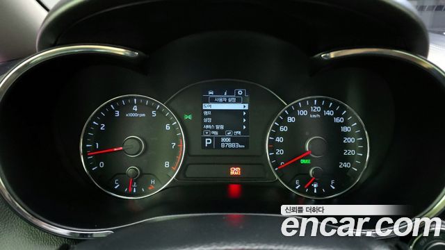 Kia K3 2013 — photo 8