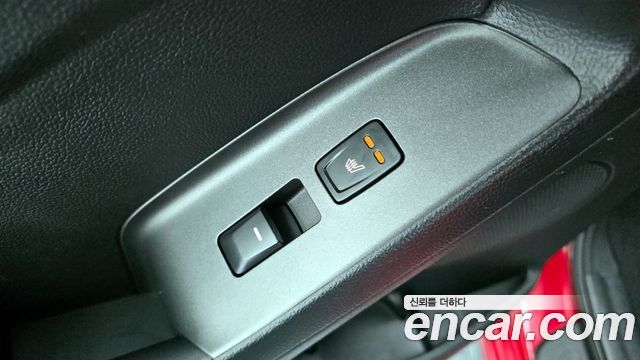 Kia K3 2013 — photo 17