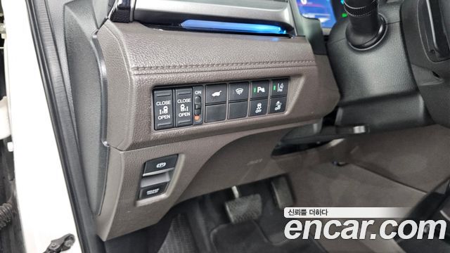 Honda Odyssey 2018 — photo 19