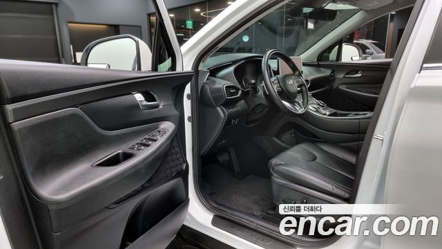 Hyundai Santafe 2021 — photo 11
